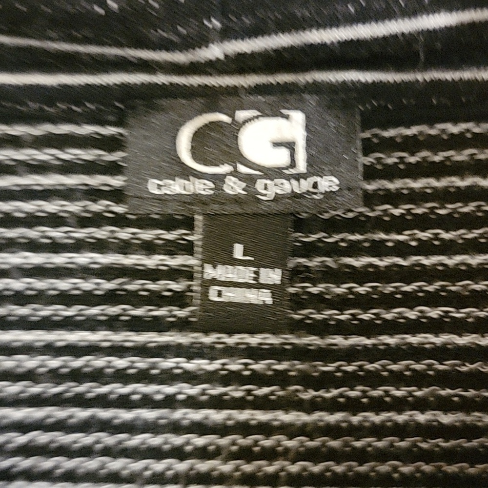 Cable & Gauge Striped Black and White Pullover/cowlneck - Picture 2 of 5